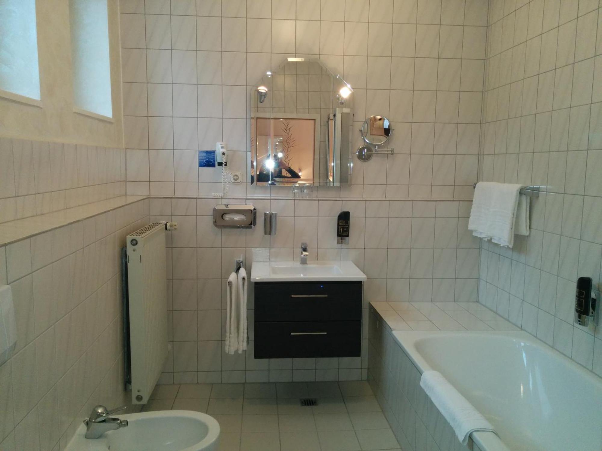 באד ברטריך Kurhotel Quellenhof מראה חיצוני תמונה