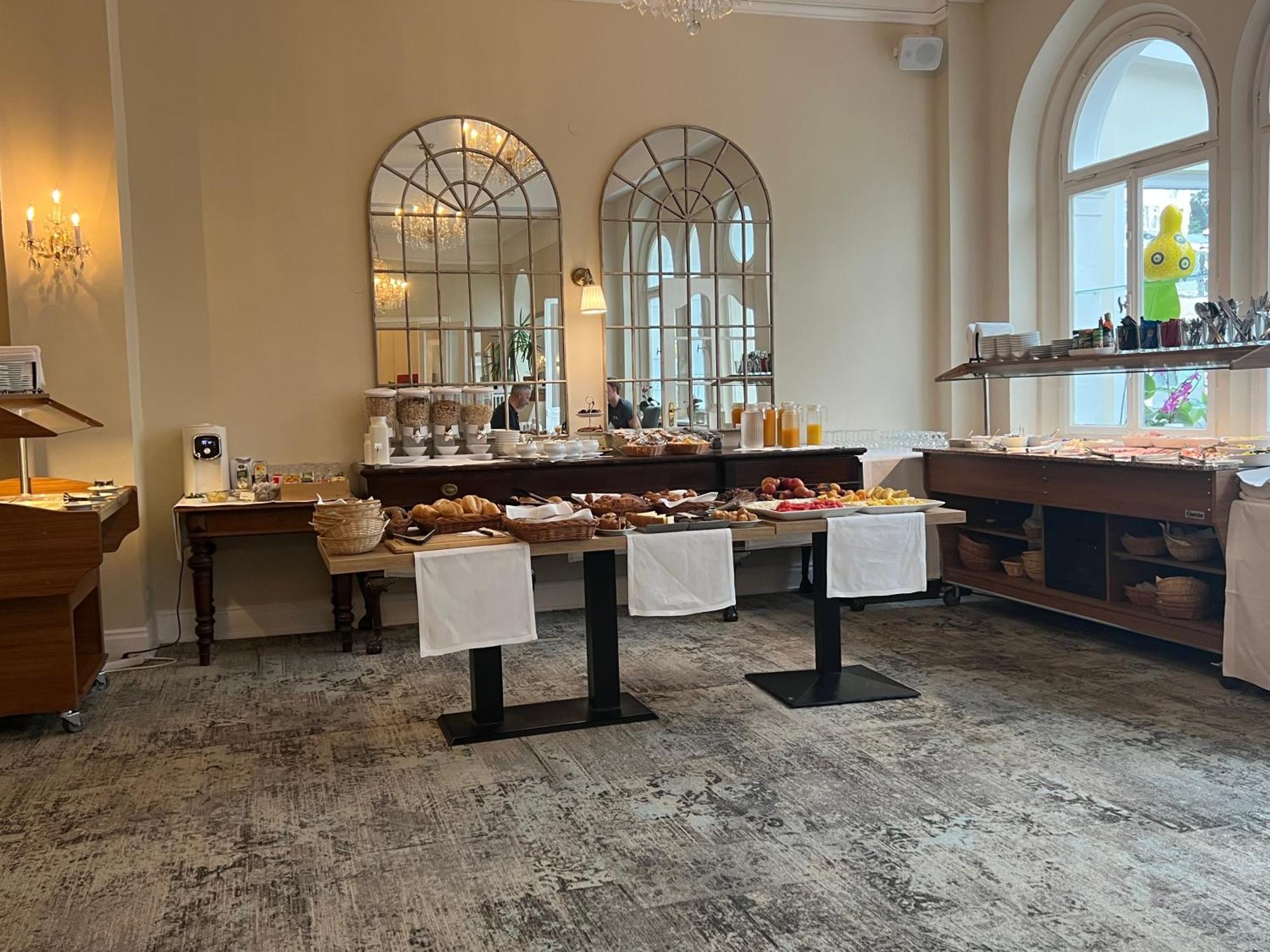 באד ברטריך Kurhotel Quellenhof מראה חיצוני תמונה